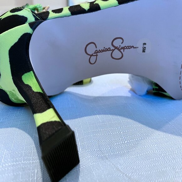 Jessica Simpson neon green and black leopard print pointed-toe kitten heel pumps - Picture 4 of 5